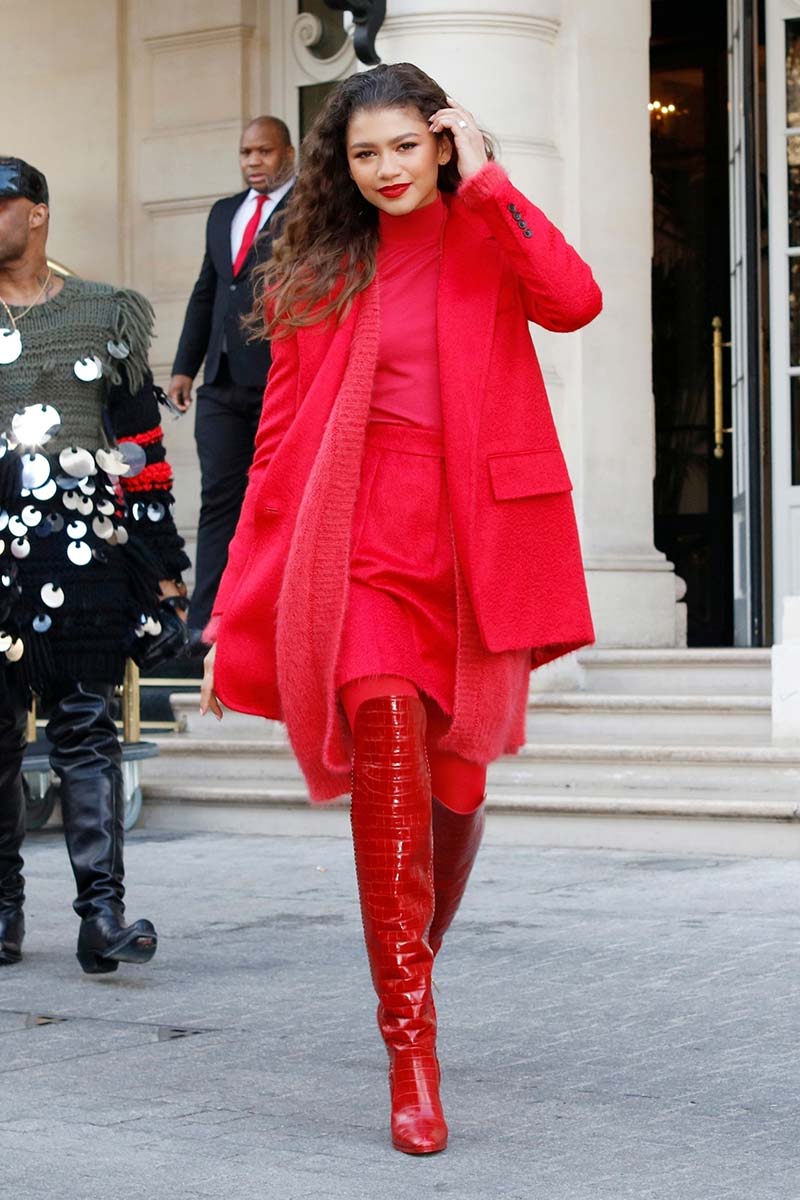 Zendaya-MaxMara-MaxMaraFW19 Zendaya spotted in a total red look from the #MaxMaraFW19 collection. Zendaya indossa la collezione Max Mara MaxMaraFW19