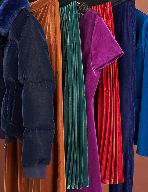iBlues | Abbigliamento glamour per donne alla moda