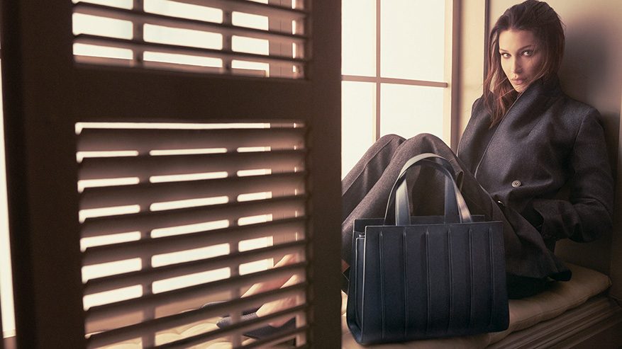 Max Mara Fall Winter 2017 Accessories Campaign cover-video-campagna-accessori.jpg