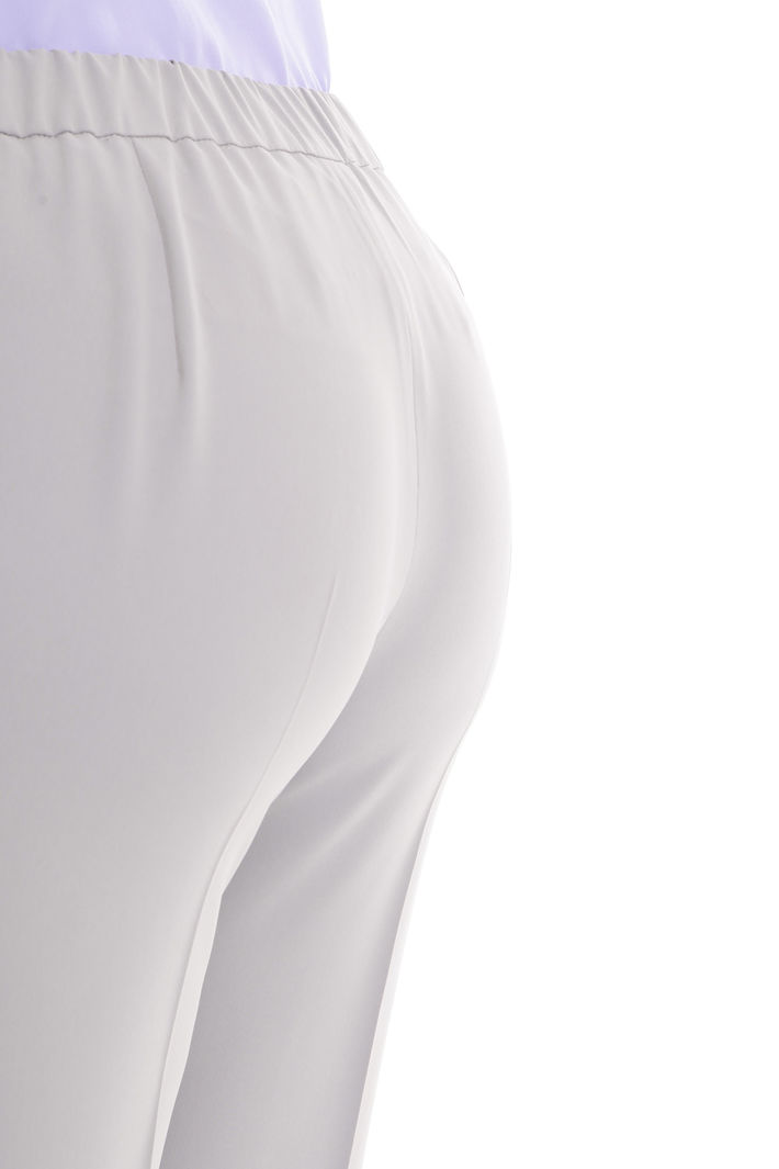 Pantalone in fluido comfort Diffusione Tessile Pantalone in fluido comfort Diffusione Tessile