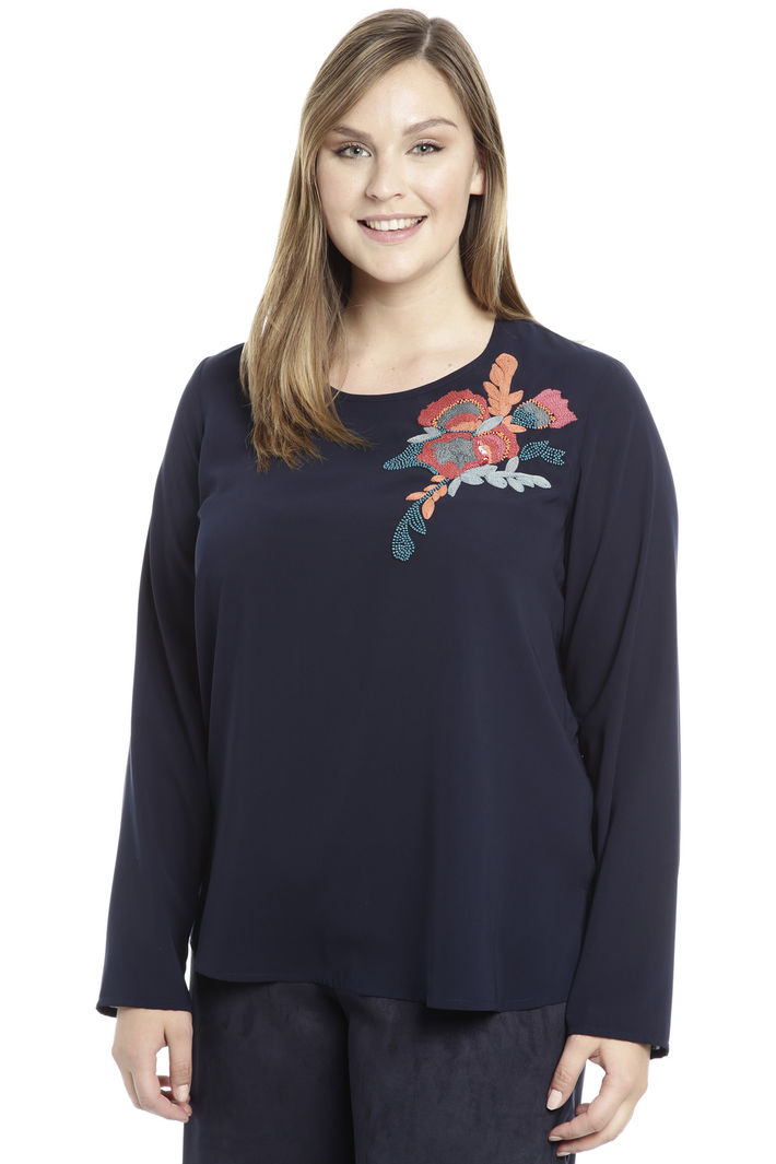 Blusa in crepe con ricamo Diffusione Tessile Blusa in crepe con ricamo Diffusione Tessile