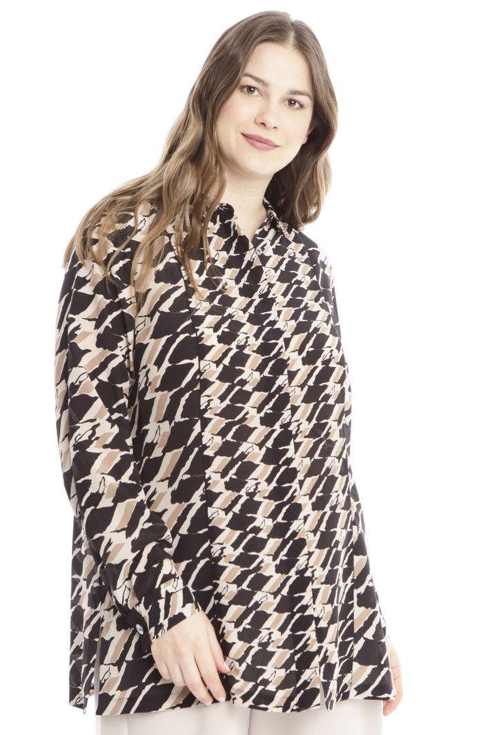 Camicia in crepe stampata Diffusione Tessile Camicia in crepe stampata Diffusione Tessile