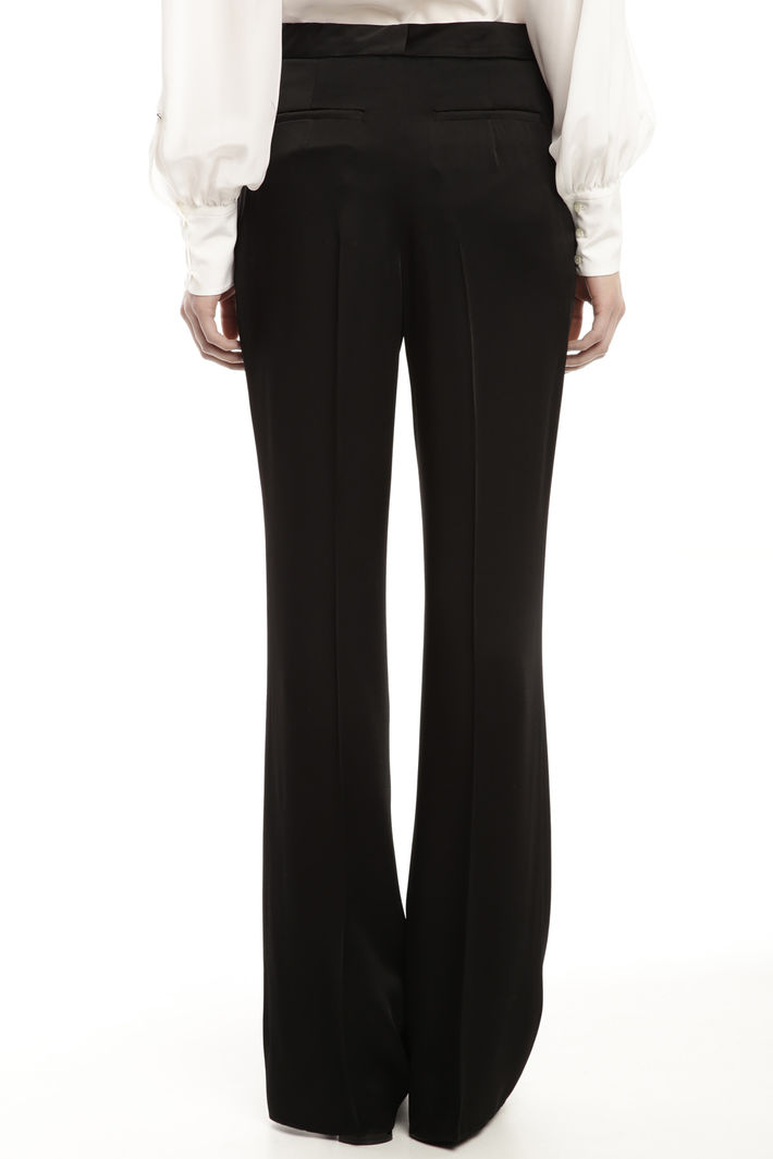 Pantaloni in enver satin Diffusione Tessile Pantaloni in enver satin Diffusione Tessile