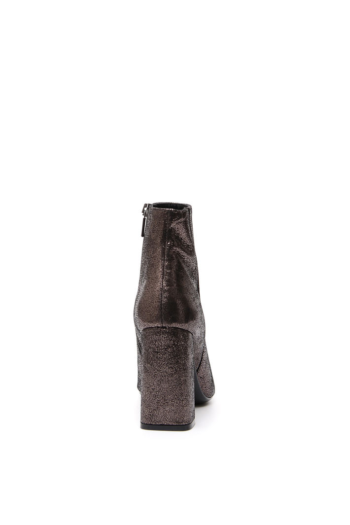 Tronchetto in pelle con tacco Fashion Market Tronchetto in pelle con tacco Fashion Market