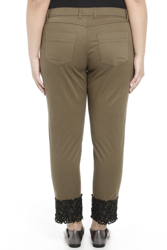 Pantalone con orlo in pizzo Diffusione Tessile Pantalone con orlo in pizzo Diffusione Tessile