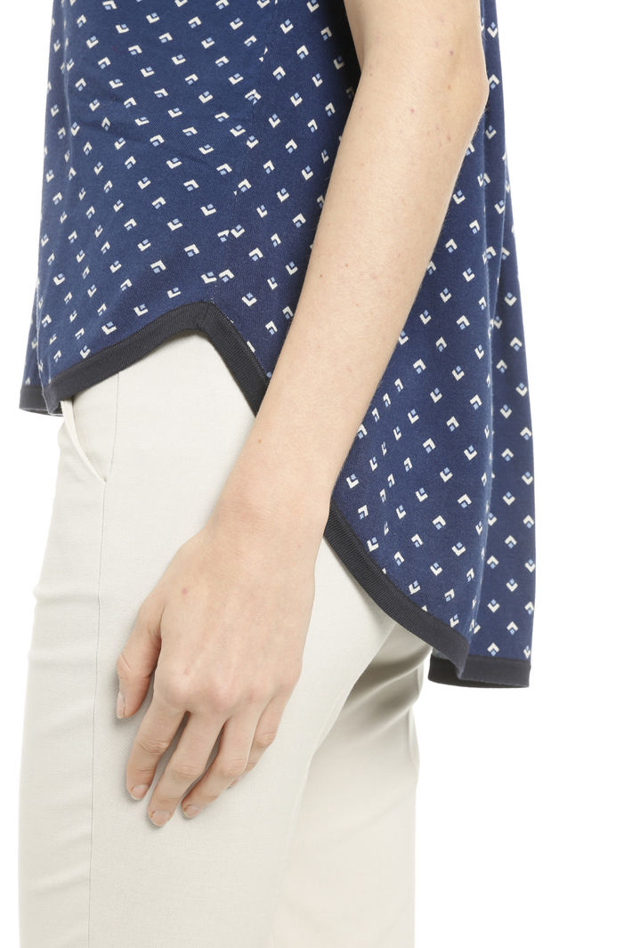 Maglia con fondo irregolare Diffusione Tessile Maglia con fondo irregolare Diffusione Tessile