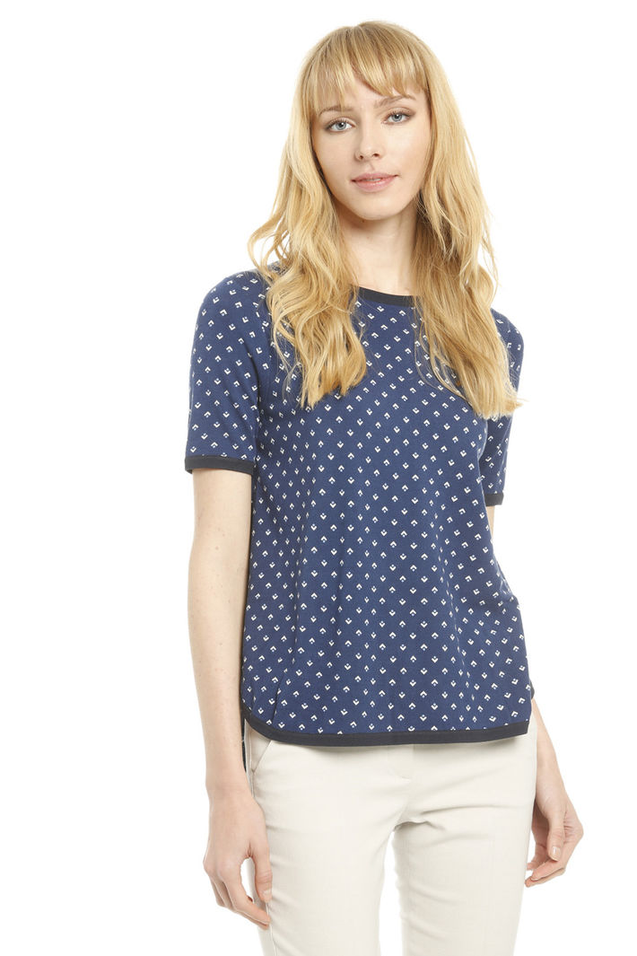 Maglia con fondo irregolare Diffusione Tessile Maglia con fondo irregolare Diffusione Tessile