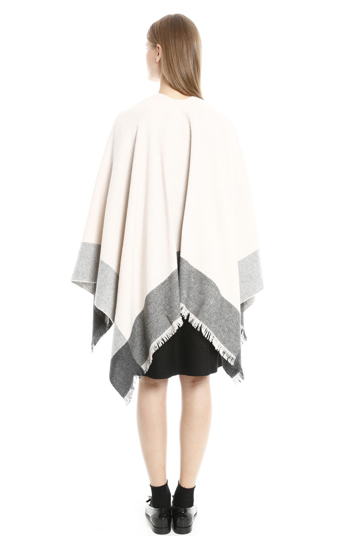 Poncho con fondo a contrasto Fashion Market Poncho con fondo a contrasto Fashion Market