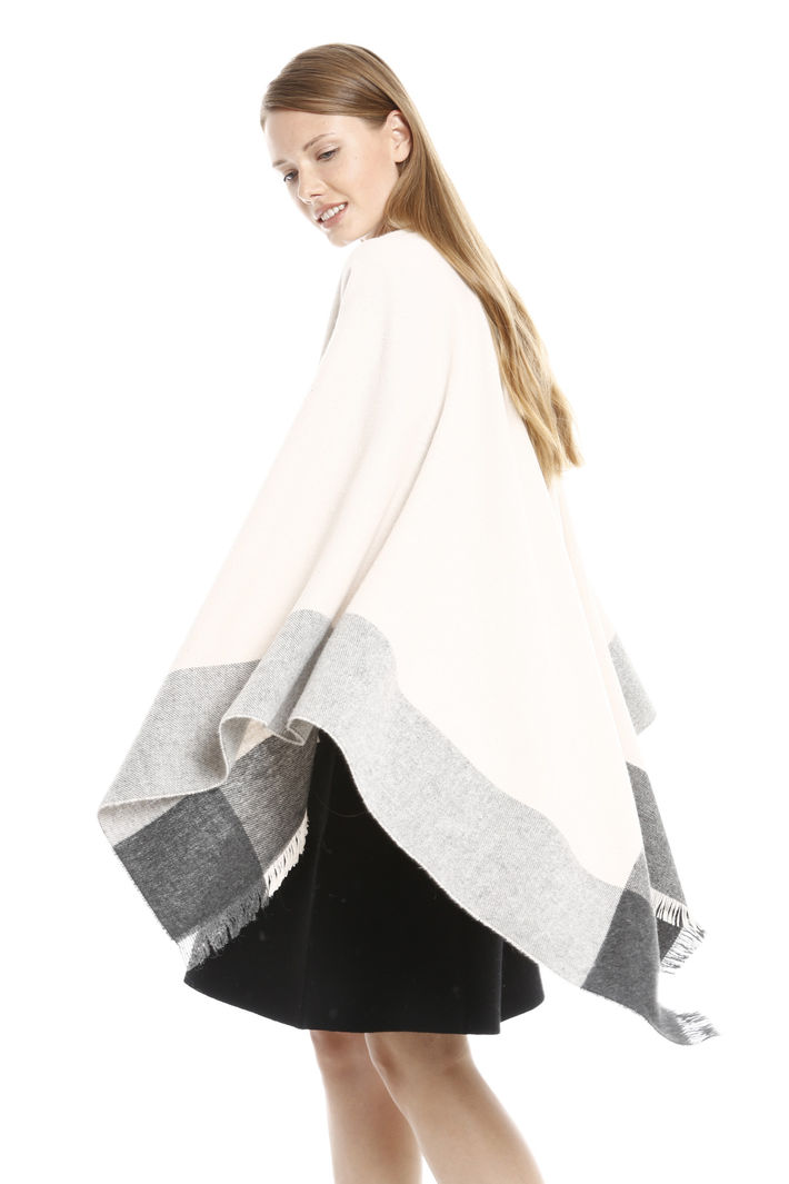 Poncho con fondo a contrasto Fashion Market Poncho con fondo a contrasto Fashion Market
