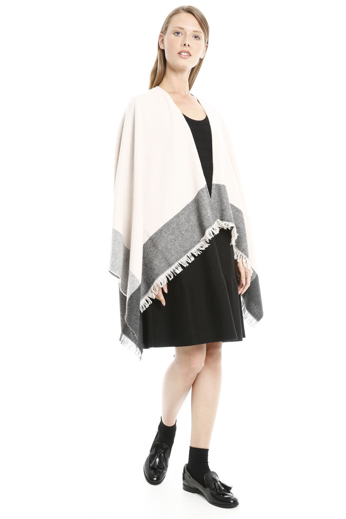 Poncho con fondo a contrasto Fashion Market Poncho con fondo a contrasto Fashion Market