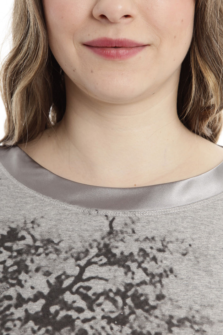 Felpa over con ricamo Diffusione Tessile Felpa over con ricamo Diffusione Tessile
