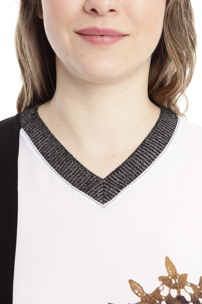 T-shirt asimmetrica Diffusione Tessile T-shirt asimmetrica Diffusione Tessile