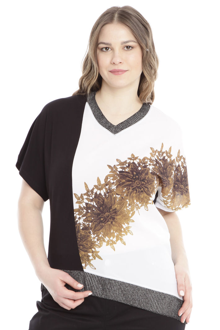 T-shirt asimmetrica Diffusione Tessile T-shirt asimmetrica Diffusione Tessile