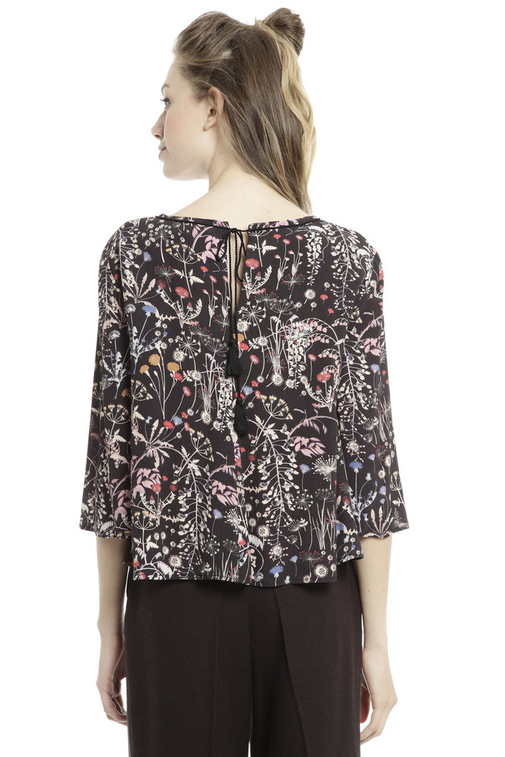 Blusa svasata a pieghe Diffusione Tessile Blusa svasata a pieghe Diffusione Tessile