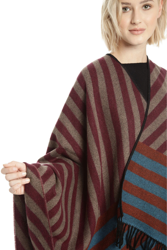 Poncho over con frange Fashion Market Poncho over con frange Fashion Market