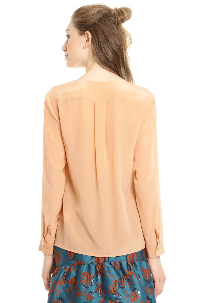 Camicia con collo smerlato Diffusione Tessile Camicia con collo smerlato Diffusione Tessile