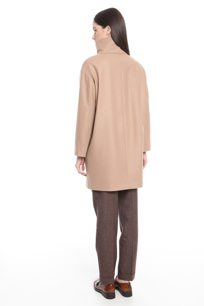 Capospalla con maxi collo Diffusione Tessile Capospalla con maxi collo Diffusione Tessile