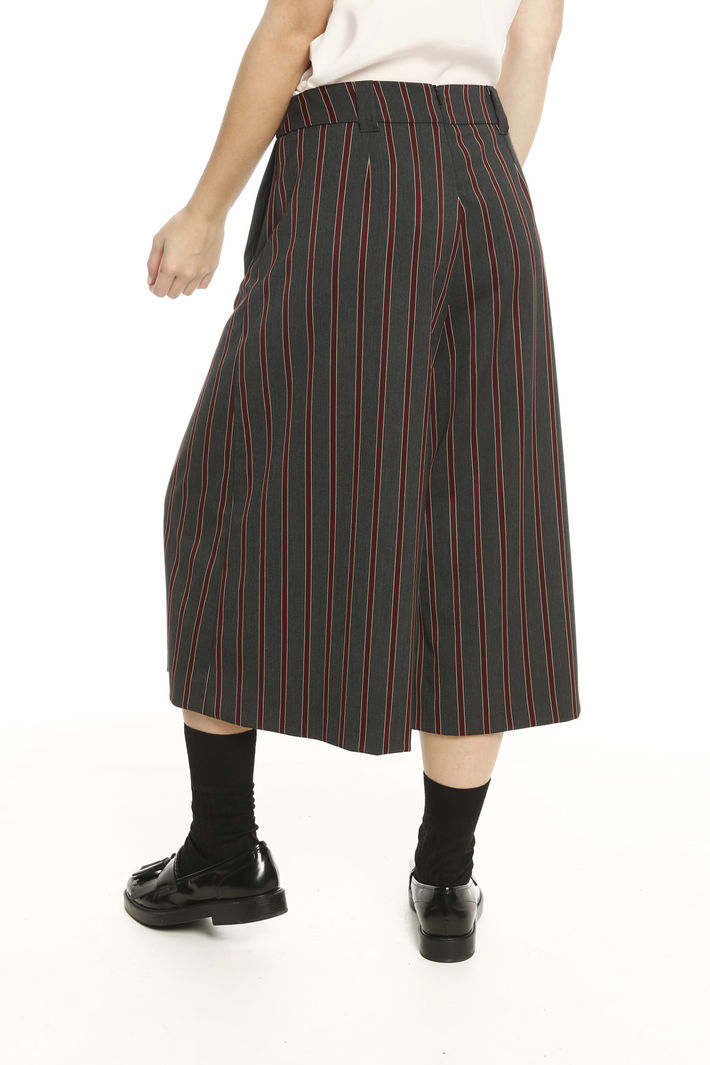 Pantalone cropped a motivo Fashion Market Pantalone cropped a motivo Fashion Market