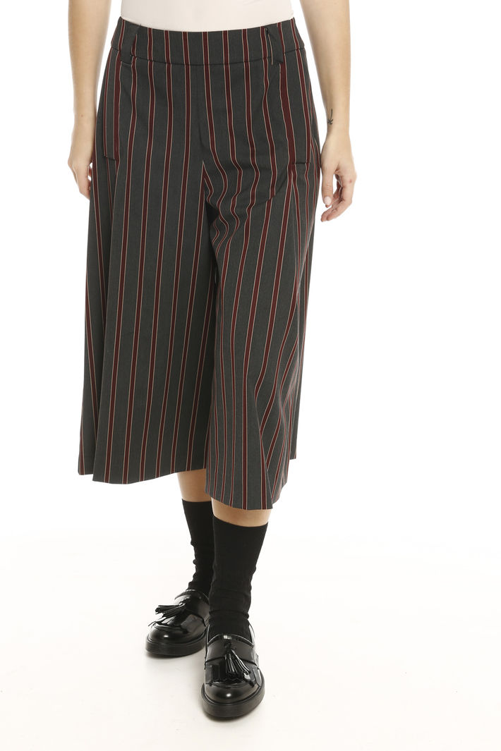 Pantalone cropped a motivo Fashion Market Pantalone cropped a motivo Fashion Market