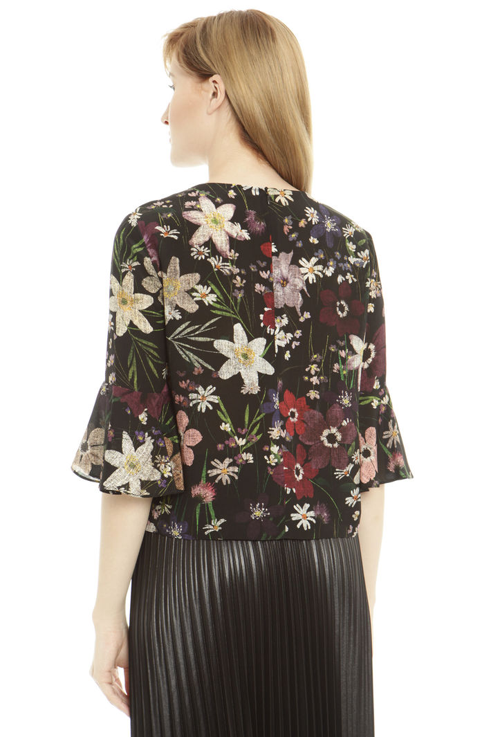 Blusa boxy a fiori Diffusione Tessile Blusa boxy a fiori Diffusione Tessile