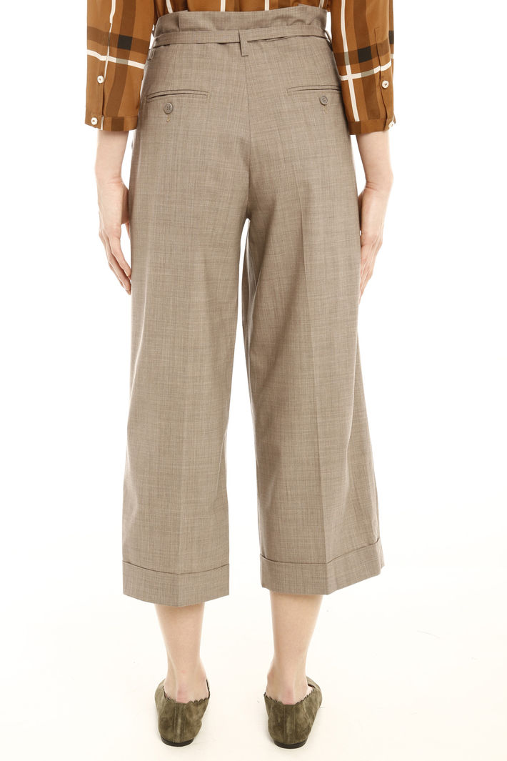 Pantaloni cropped con cintura Fashion Market Pantaloni cropped con cintura Fashion Market