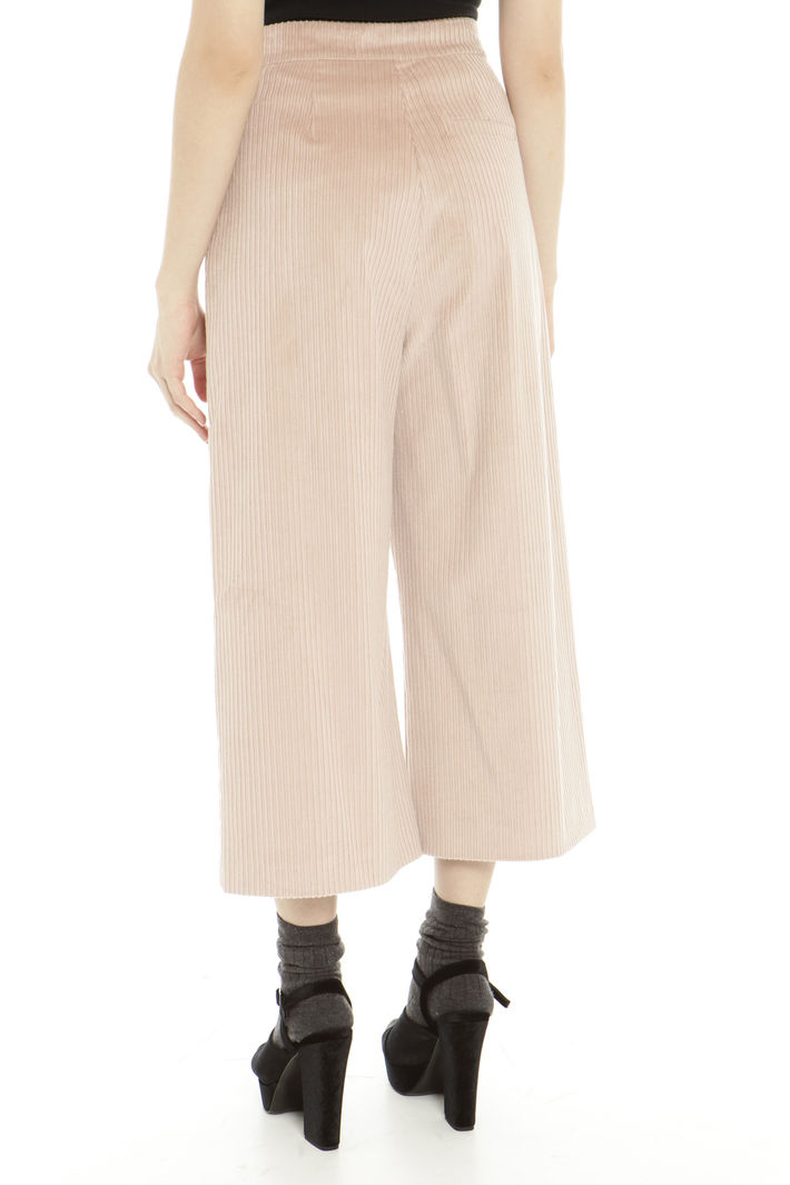 Pantalone cropped stretch a coste Fashion Market Pantalone cropped stretch a coste Fashion Market