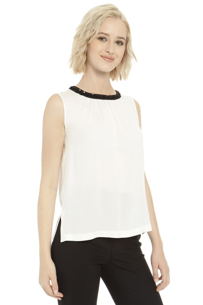 Top in seta con ricamo Fashion Market Top in seta con ricamo Fashion Market