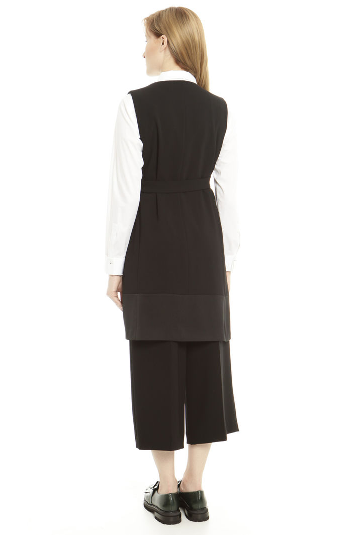 Casacca smanicata in crepe Fashion Market Casacca smanicata in crepe Fashion Market
