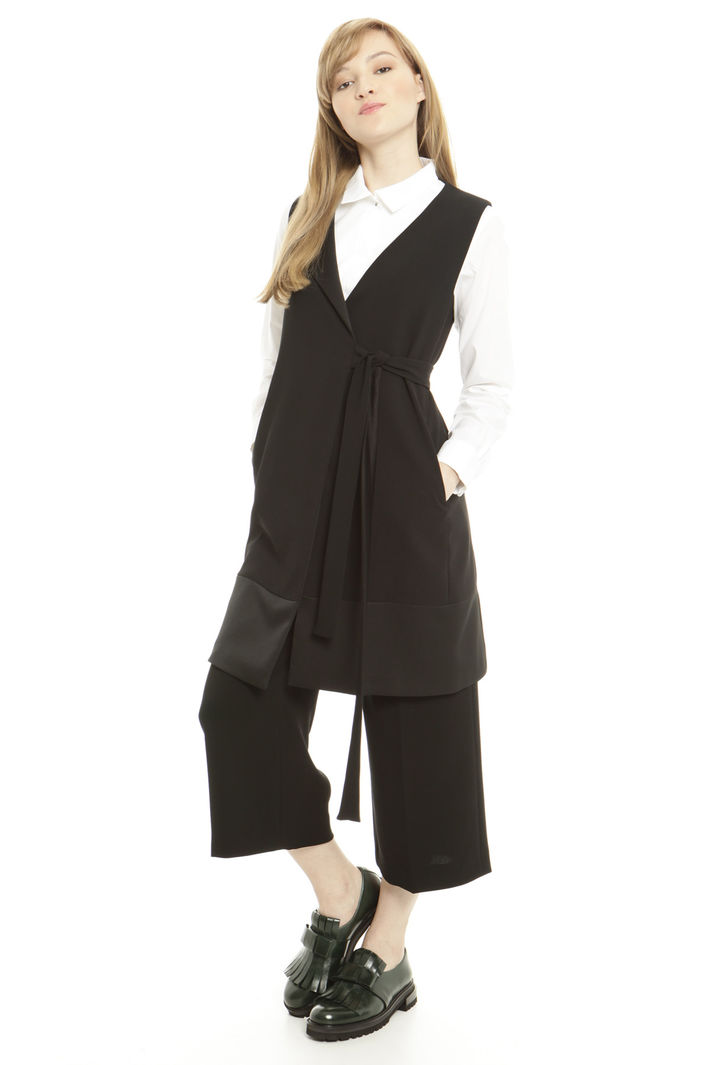 Casacca smanicata in crepe Fashion Market Casacca smanicata in crepe Fashion Market
