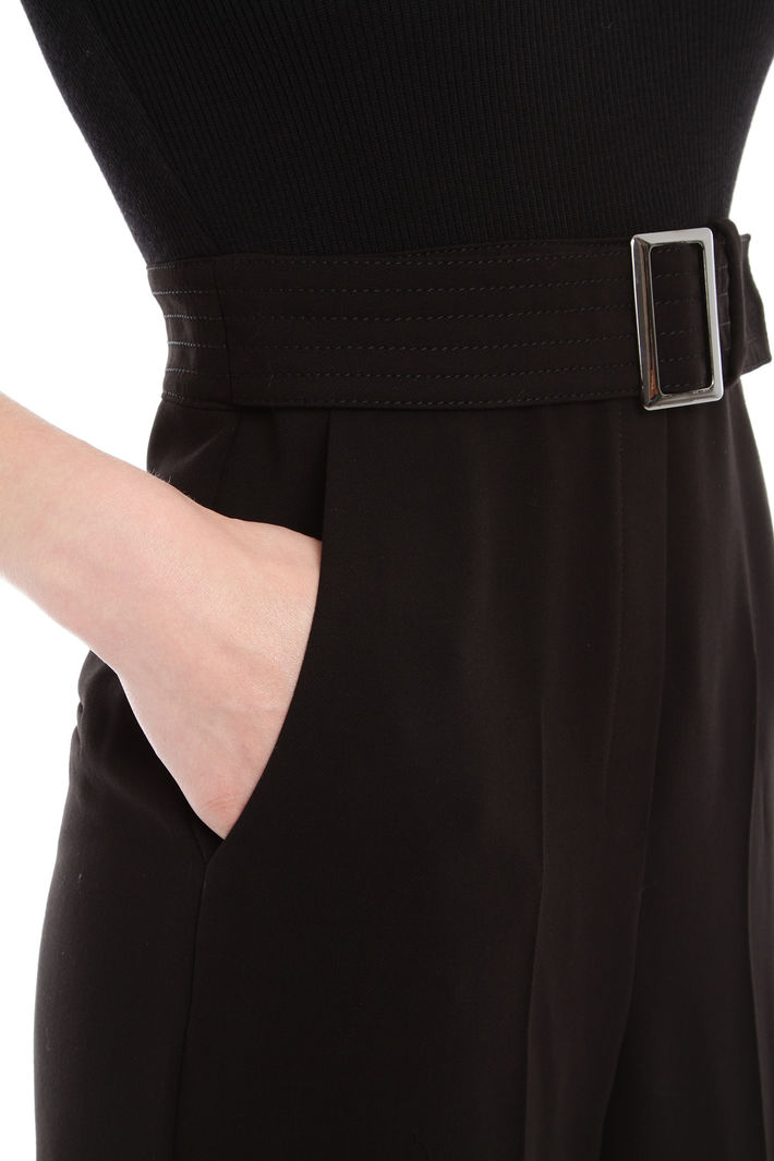 Tuta cropped con cintura in vita Fashion Market Tuta cropped con cintura in vita Fashion Market