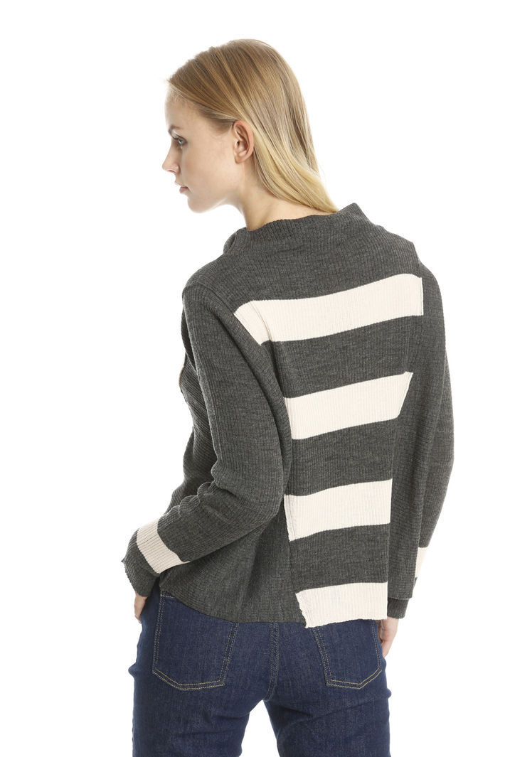 Maglia boxy a costine Intrend Maglia boxy a costine Intrend