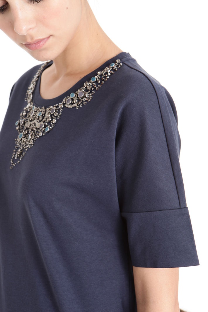 T-shirt ricamata a mano Fashion Market T-shirt ricamata a mano Fashion Market
