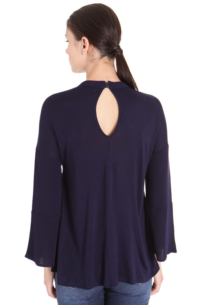 T-shirt ricamata a mano Fashion Market T-shirt ricamata a mano Fashion Market