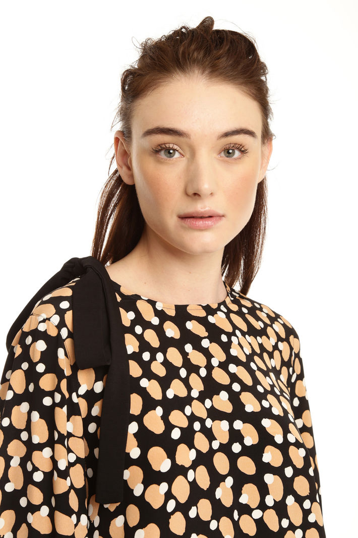 Blusa over in crepe di seta Diffusione Tessile Blusa over in crepe di seta Diffusione Tessile