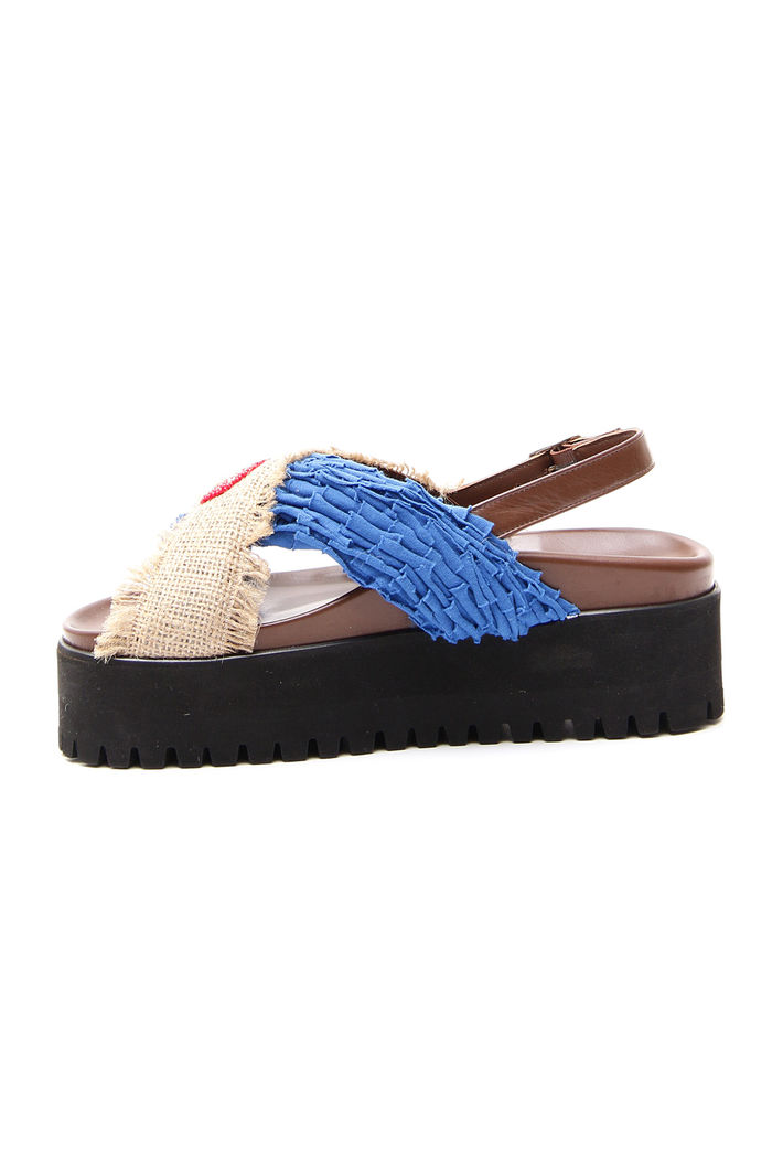 Sandalo incrociato in pelle Intrend Sandalo incrociato in pelle Intrend