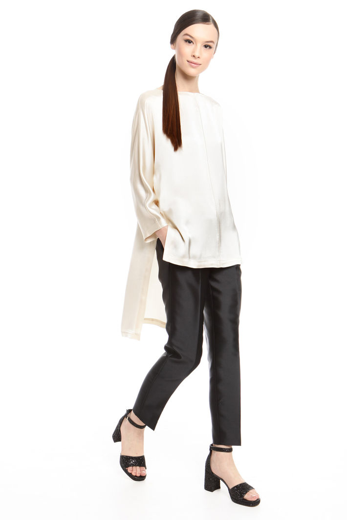 Casacca lunga in satin Intrend Casacca lunga in satin Intrend