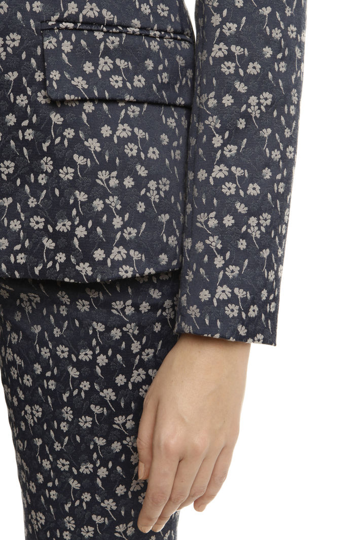 Blazer in raso jacquard Intrend Blazer in raso jacquard Intrend