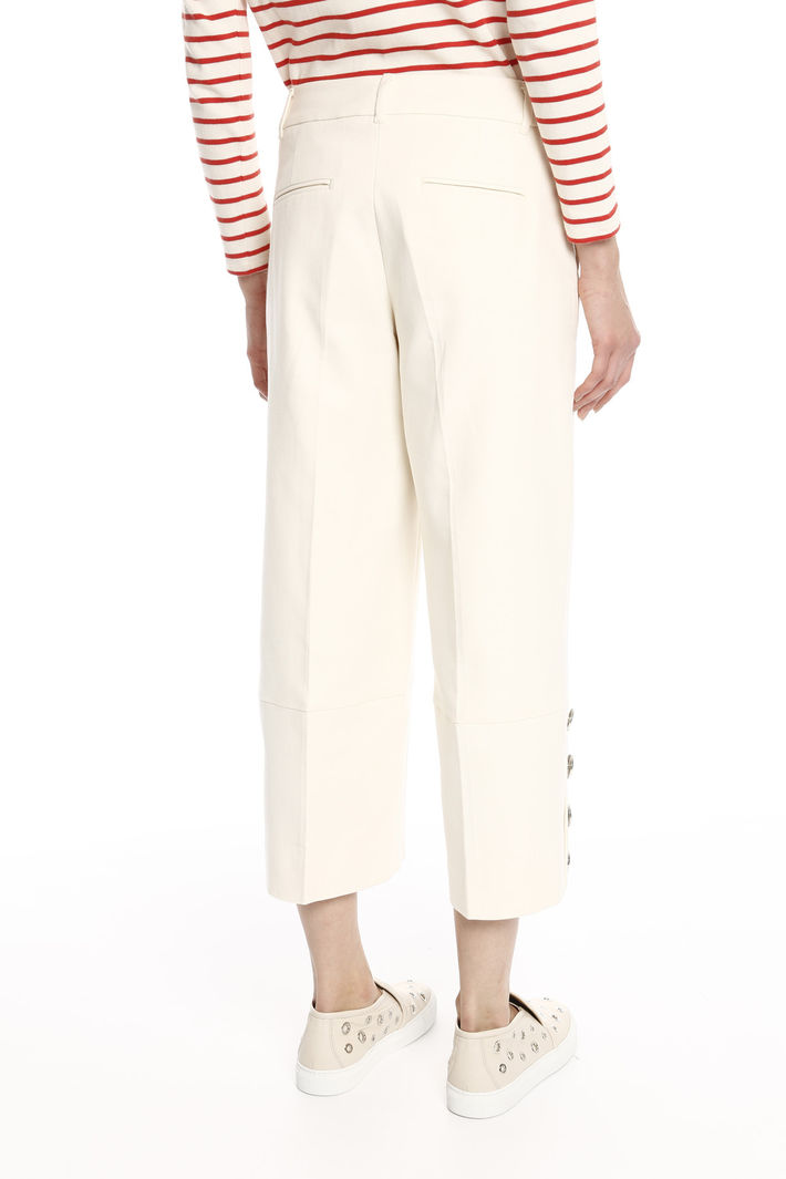 Pantalone con maxi bottoni Diffusione Tessile Pantalone con maxi bottoni Diffusione Tessile