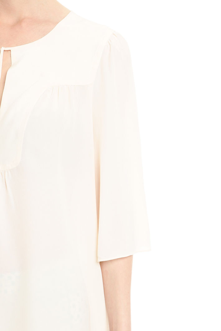 Blusa fluida in pura seta Intrend Blusa fluida in pura seta Intrend
