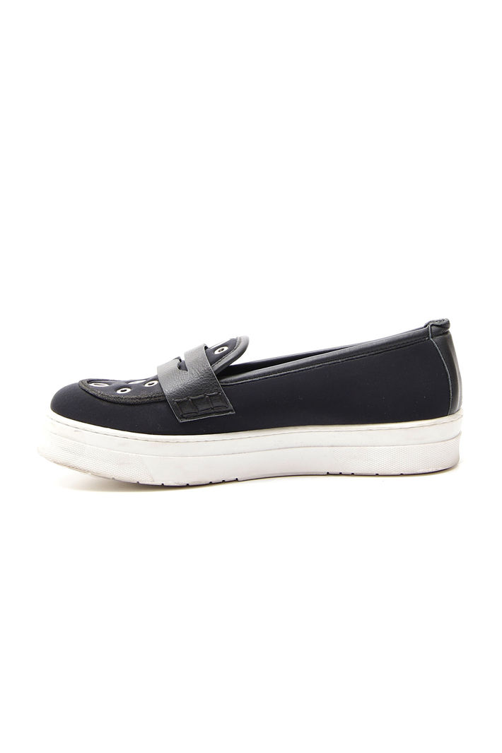 Sneakers con occhielli Intrend Sneakers con occhielli Intrend