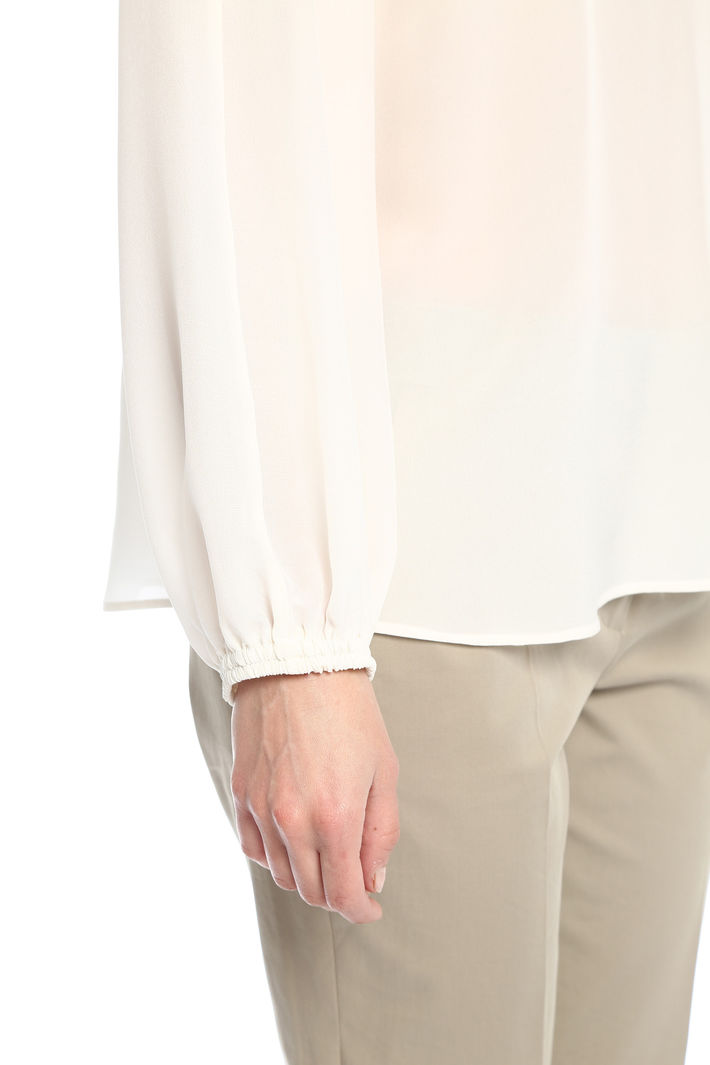 Blusa in seta con cut-out Fashion Market Blusa in seta con cut-out Fashion Market