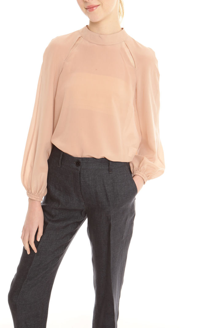 Blusa in seta con cut-out Fashion Market Blusa in seta con cut-out Fashion Market