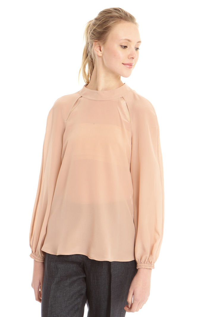 Blusa in seta con cut-out Fashion Market Blusa in seta con cut-out Fashion Market