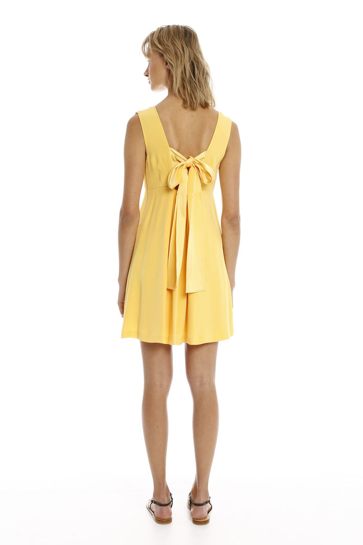 Abito in crepe enver satin Intrend Abito in crepe enver satin Intrend