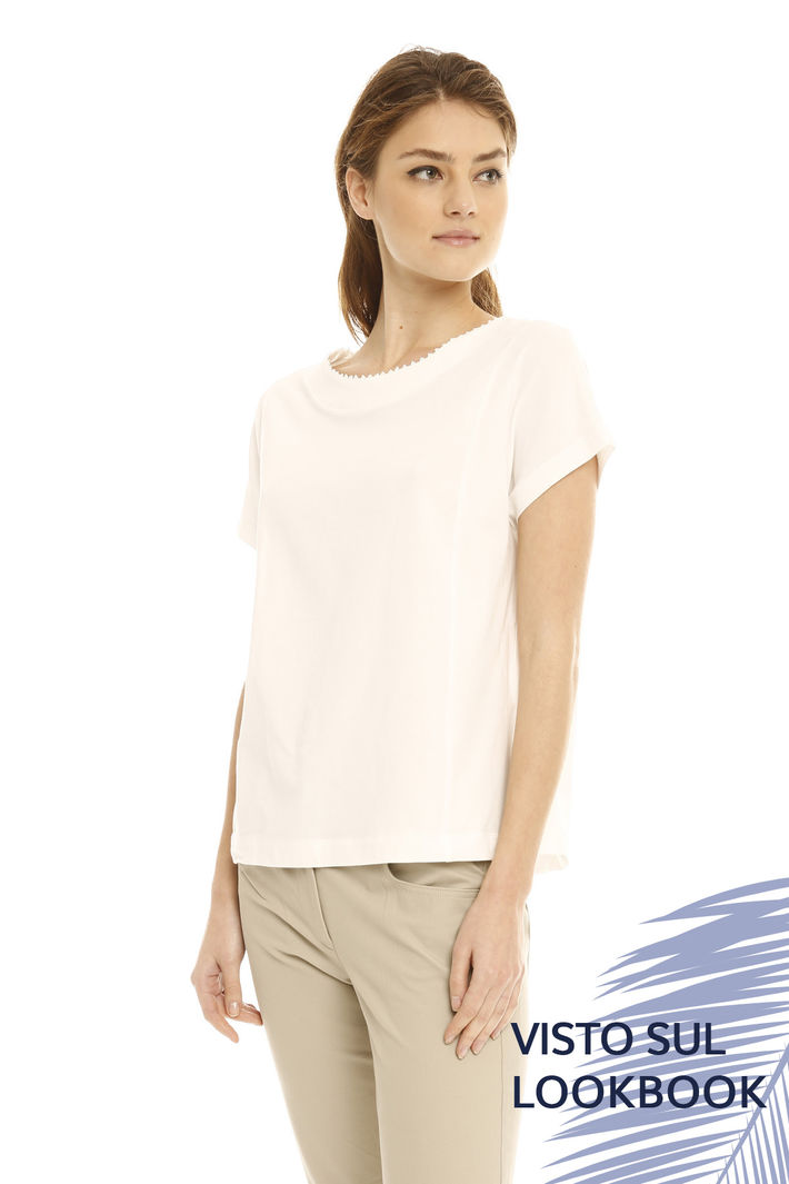 T-shirt con microperline Intrend T-shirt con microperline Intrend