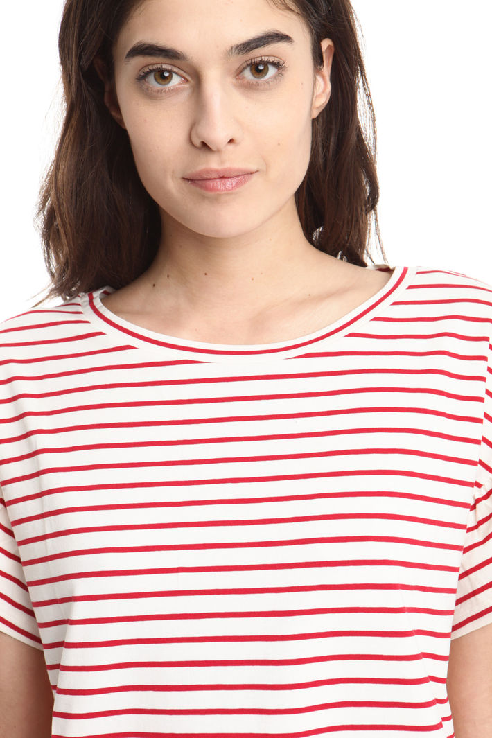T-shirt boxy in cotone Intrend T-shirt boxy in cotone Intrend