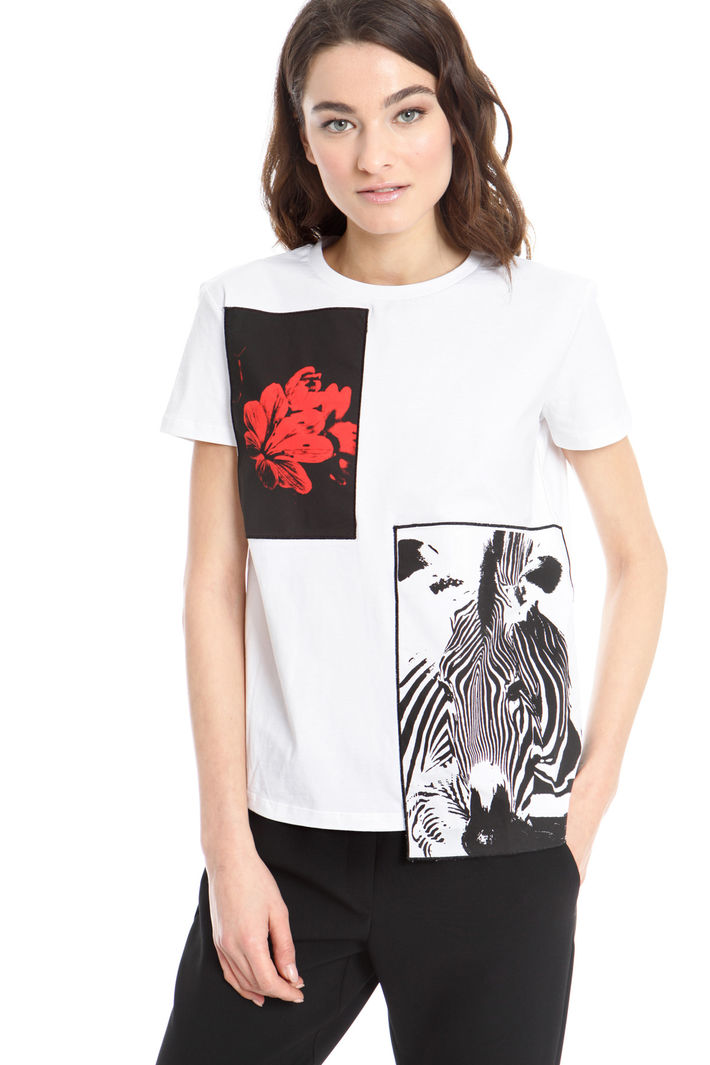 T-shirt con ricami applicati Intrend T-shirt con ricami applicati Intrend