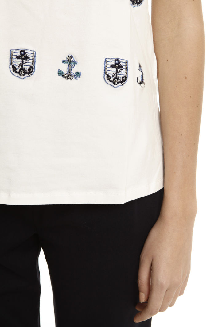 T-shirt con applicazioni Intrend T-shirt con applicazioni Intrend