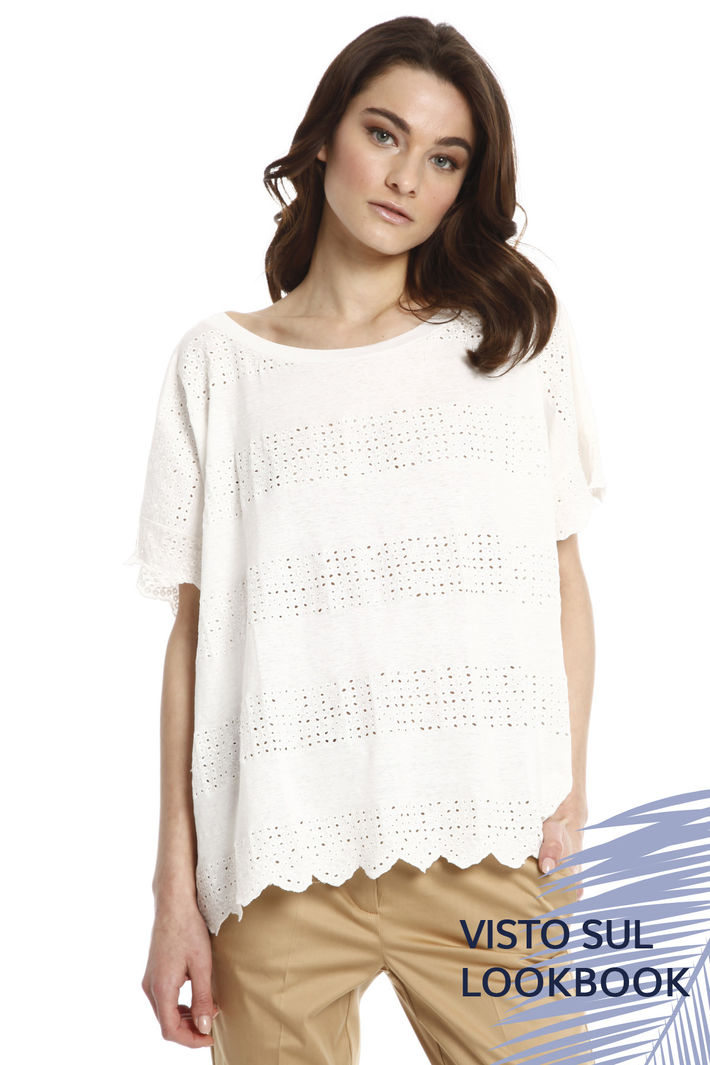 T-shirt con dettagli sangallo Diffusione Tessile T-shirt con dettagli sangallo Diffusione Tessile