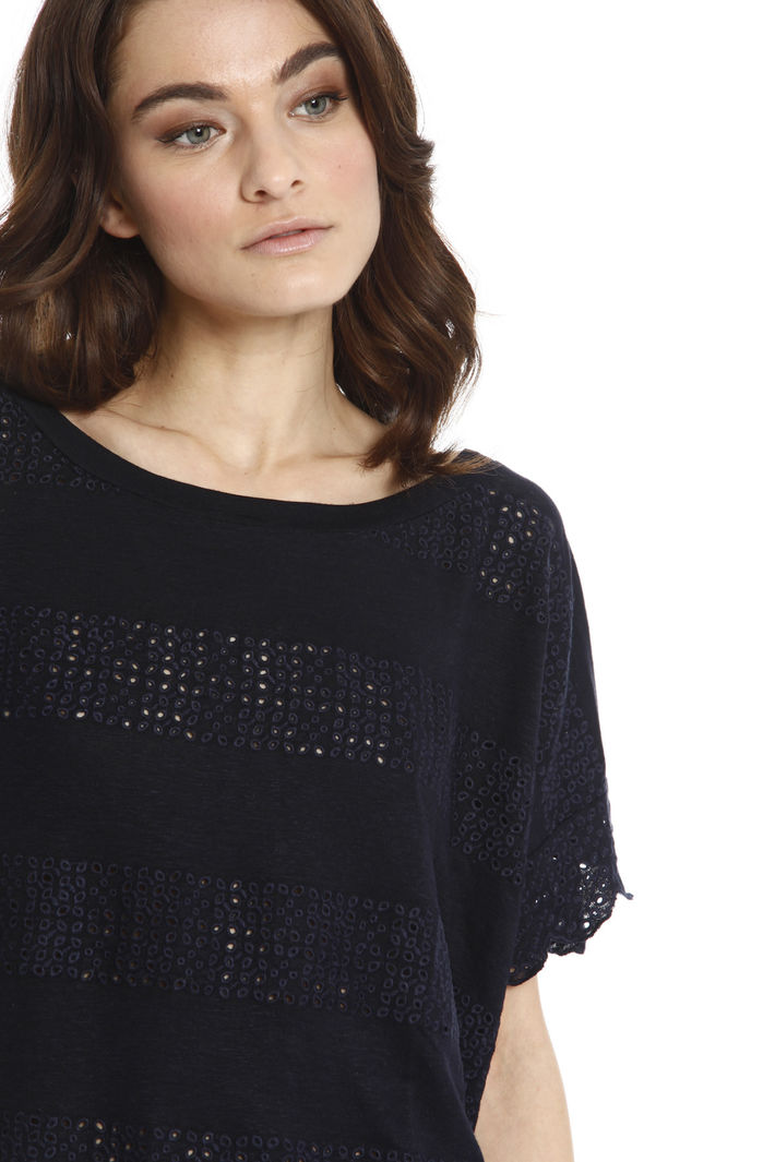T-shirt con dettagli sangallo Diffusione Tessile T-shirt con dettagli sangallo Diffusione Tessile